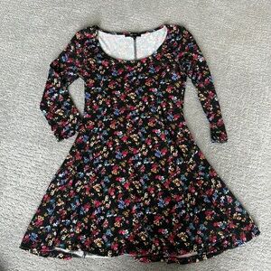 Forever 21 Black Floral Fall Long Sleeve Skater Dress